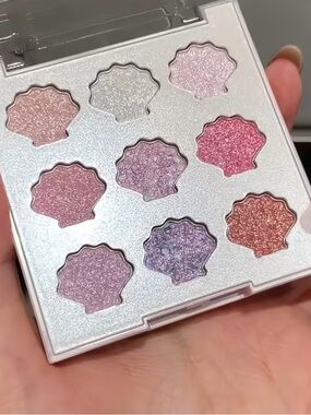 Kohl's Shimmer Eyeshadow Palette — Pink, Purple & Silver Tones